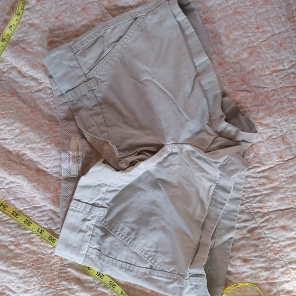 J crew shorts low rise 3 inch shorts - Picture 1 of 3